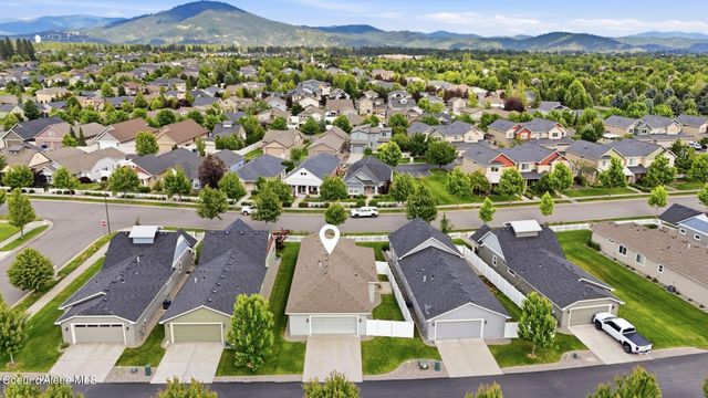 6581 N Descartes DR, Coeur D'alene, ID 83815