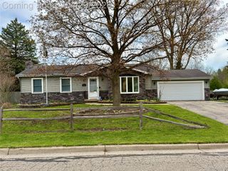 5934 Montebello Avenue, Meridian Charter Township, MI 48840