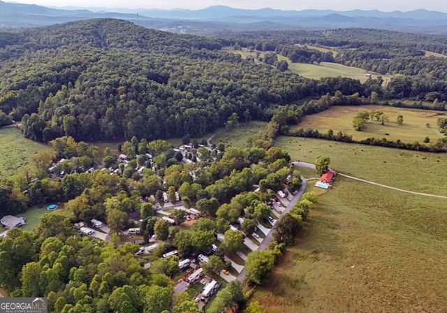 99 Moccasin Lane, Blairsville, GA 30512