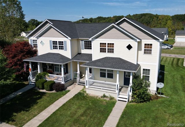 4489 Home Town 32, Flint Charter Township, MI 48506