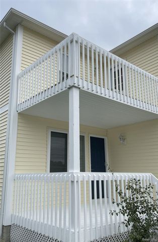 4489 Home Town 32, Flint Charter Township, MI 48506