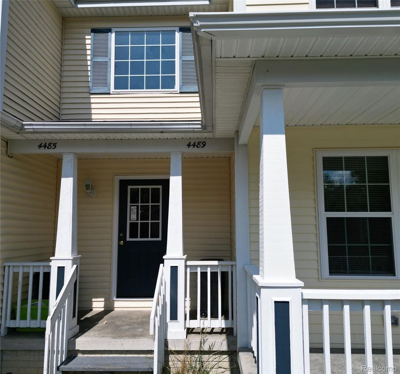 4489 Home Town 32, Flint Charter Township, MI 48506