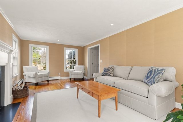 63 Blacksmith Dr, Sudbury, MA 01776