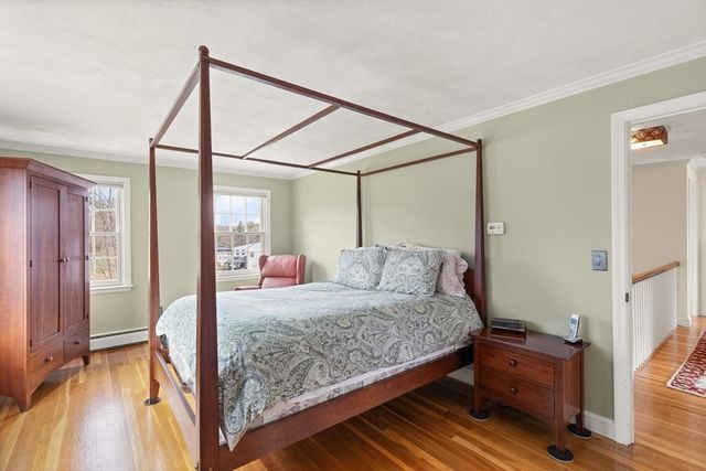 63 Blacksmith Dr, Sudbury, MA 01776