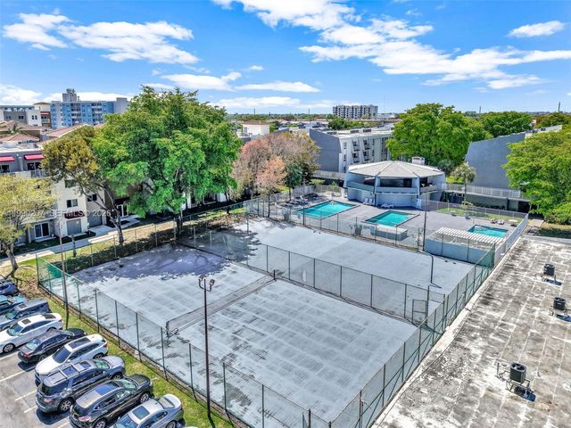 11040 SW 196th St 208, Cutler Bay, FL 33157