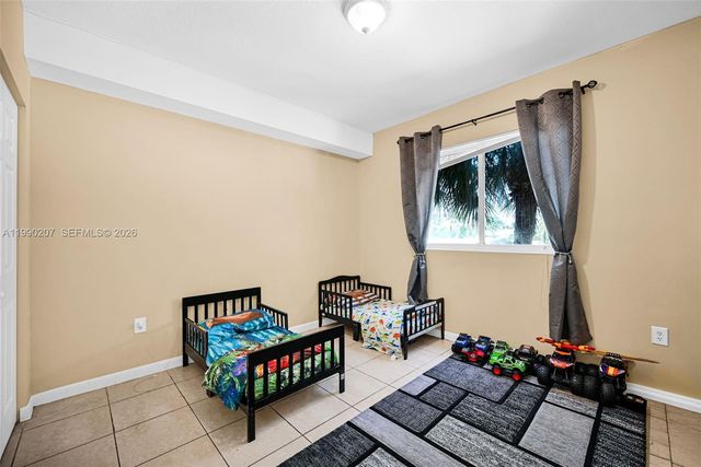 11040 SW 196th St 208, Cutler Bay, FL 33157