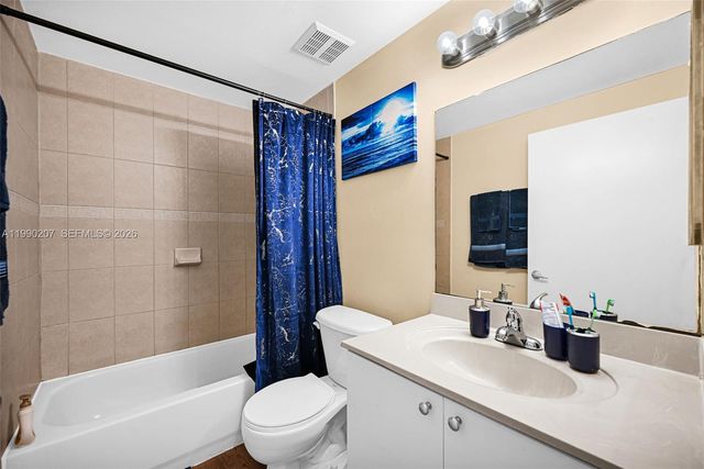 11040 SW 196th St 208, Cutler Bay, FL 33157