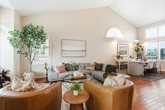 4601 S FARM MEADOW LN, Millcreek, UT 84117