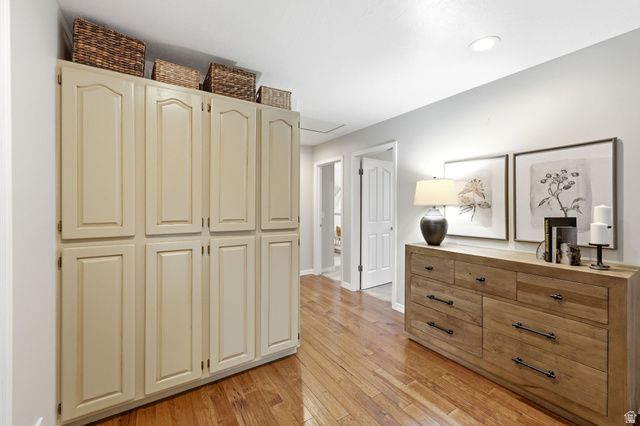 4601 S FARM MEADOW LN, Millcreek, UT 84117