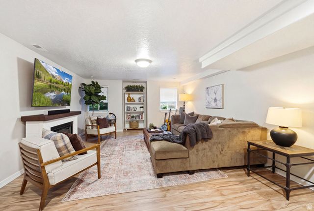 4601 S FARM MEADOW LN, Millcreek, UT 84117