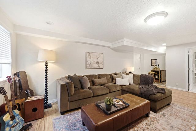 4601 S FARM MEADOW LN, Millcreek, UT 84117
