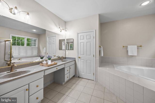 1604 TRAWLER LN, Annapolis, MD 21409