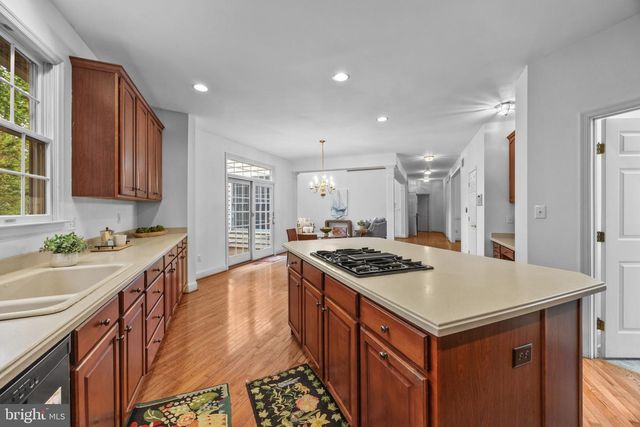 1604 TRAWLER LN, Annapolis, MD 21409