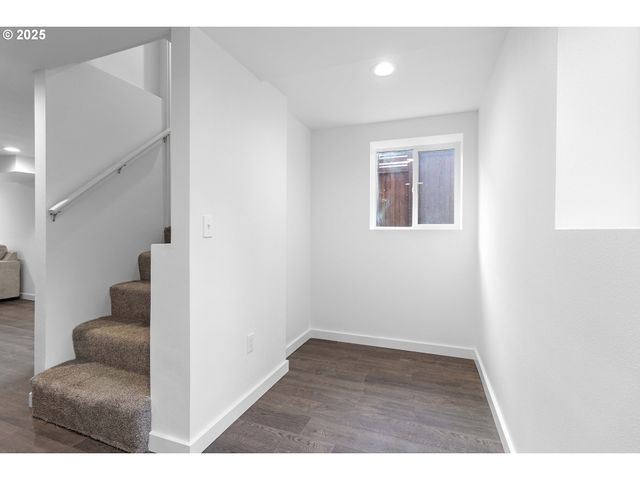 1241 Nw COUCH St, Camas, WA 98607