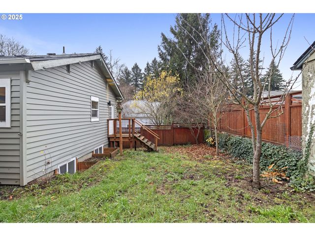1241 Nw COUCH St, Camas, WA 98607