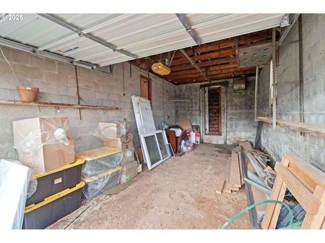 1241 Nw COUCH St, Camas, WA 98607