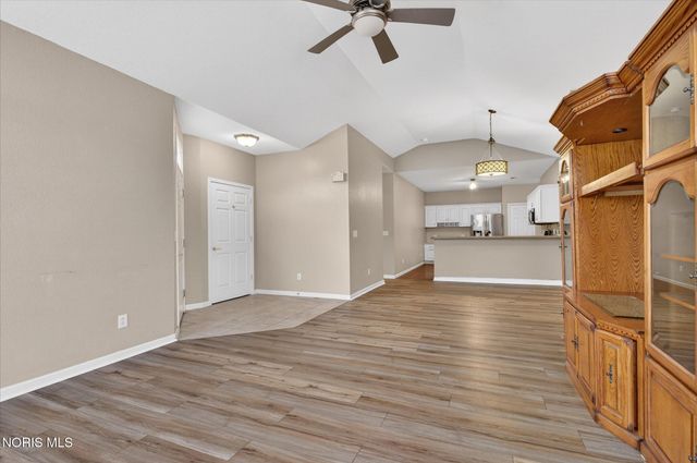 8329 Ledgestone Avenue, Sylvania, OH 43560