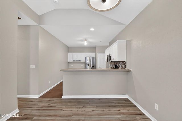 8329 Ledgestone Avenue, Sylvania, OH 43560