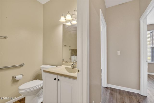 8329 Ledgestone Avenue, Sylvania, OH 43560