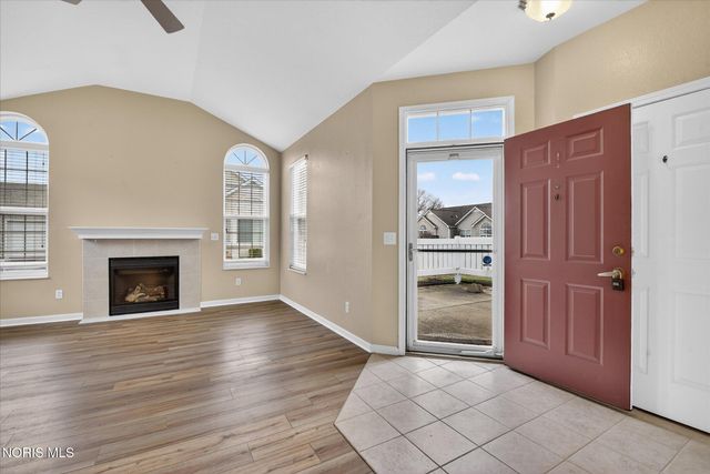 8329 Ledgestone Avenue, Sylvania, OH 43560