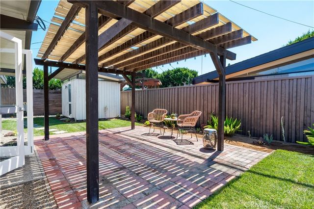 3257 Karen, Long Beach, CA 90808