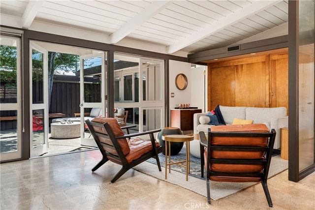 3257 Karen, Long Beach, CA 90808