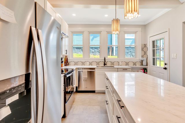 605 Lytle Street, Chattanooga, TN 37405