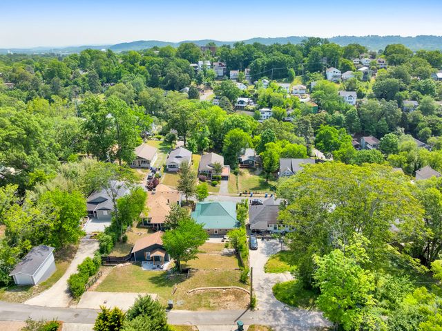 605 Lytle Street, Chattanooga, TN 37405