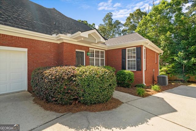 5831 Wembley Drive, Douglasville, GA 30135