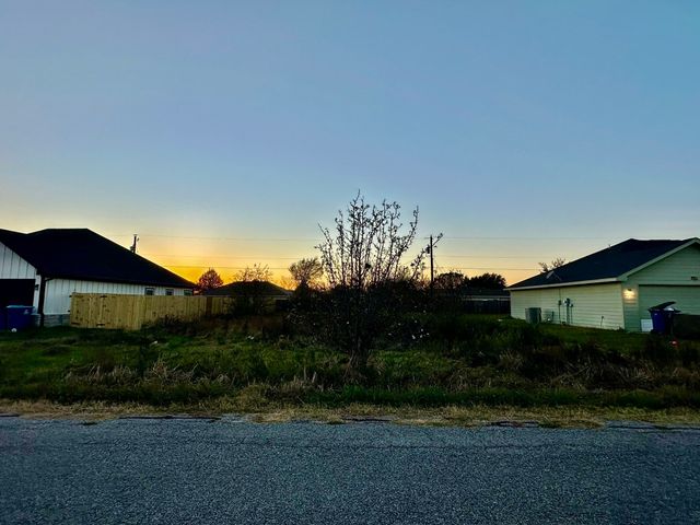 x Anchor Lane, Gun Barrel City, TX 75156