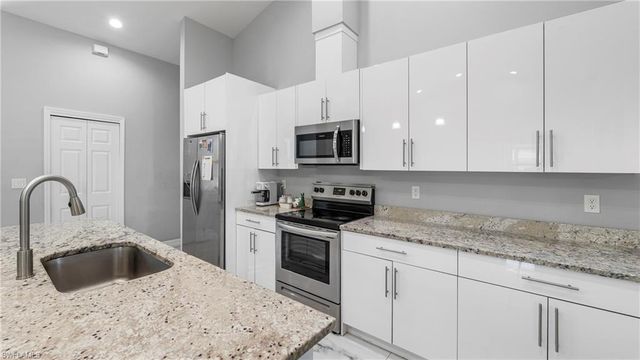 2685 20th AVE SE, Naples, FL 34117