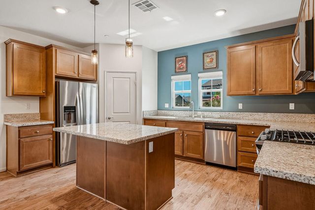 67486 Rio Largo Road, Cathedral City, CA 92234