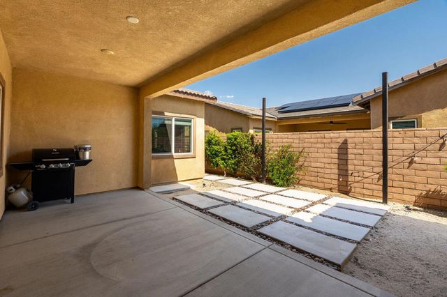 67486 Rio Largo Road, Cathedral City, CA 92234