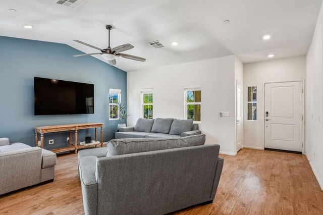 67486 Rio Largo Road, Cathedral City, CA 92234