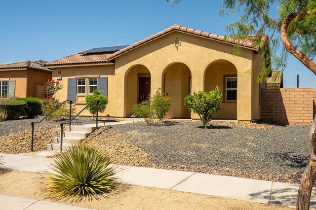 67486 Rio Largo Road, Cathedral City, CA 92234