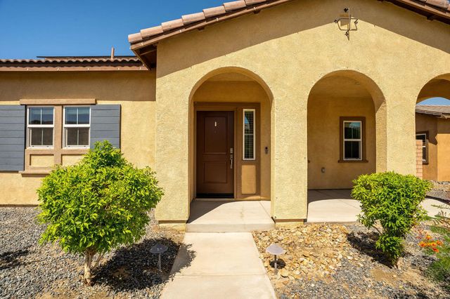 67486 Rio Largo Road, Cathedral City, CA 92234