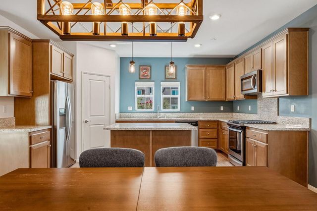 67486 Rio Largo Road, Cathedral City, CA 92234