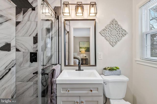 1703 TRENTON DR, Alexandria, VA 22308