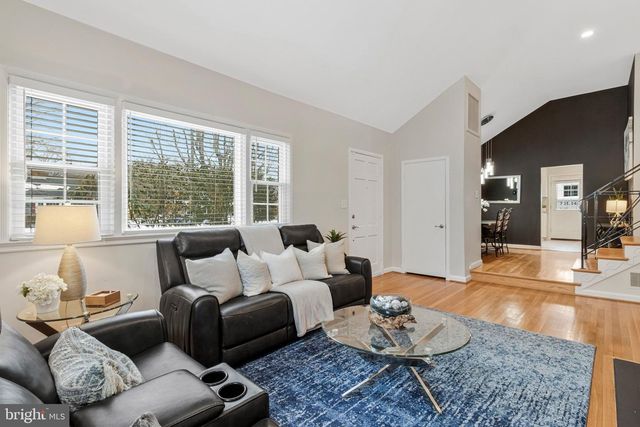 1703 TRENTON DR, Alexandria, VA 22308