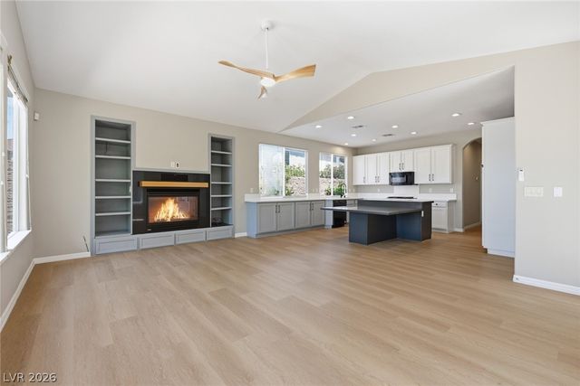 2245 Tedesca Drive, Henderson, NV 89052