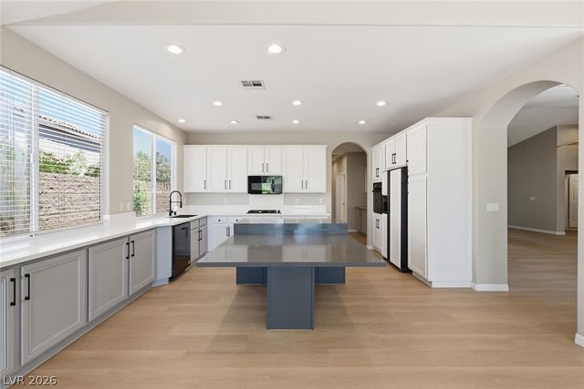 2245 Tedesca Drive, Henderson, NV 89052