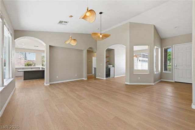 2245 Tedesca Drive, Henderson, NV 89052