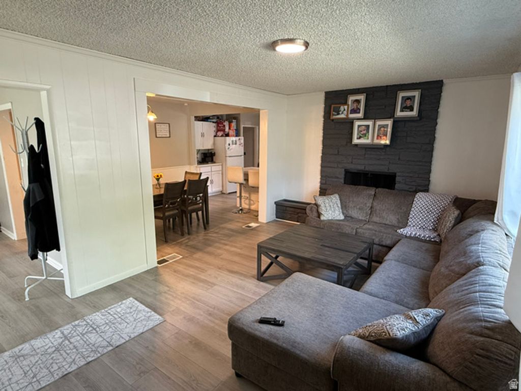 264 W 200 S, Tooele, UT 84074 — photo 4