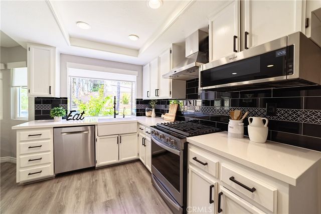 4758 Mount Abbott, Jurupa Valley, CA 92509