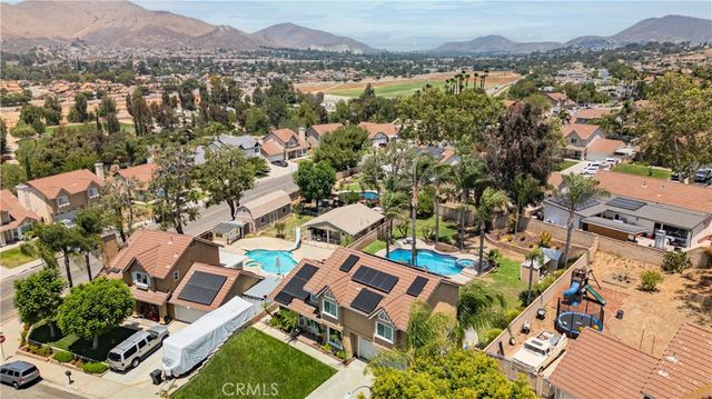 4758 Mount Abbott, Jurupa Valley, CA 92509