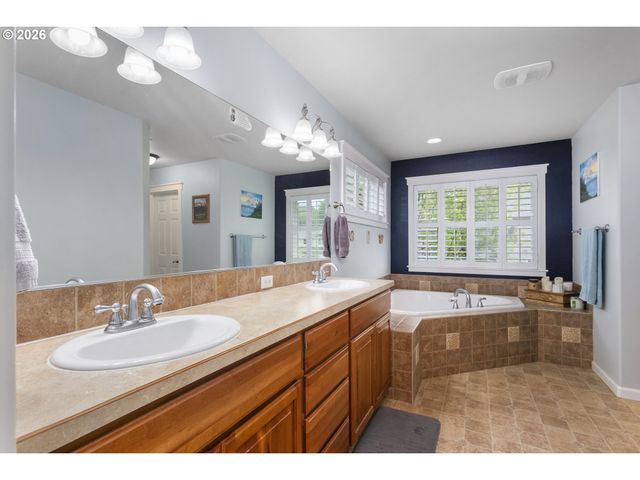 1326 51ST St, Washougal, WA 98671