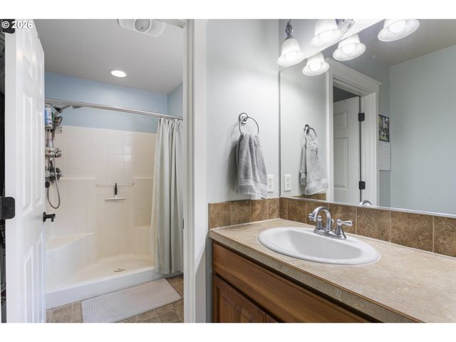 1326 51ST St, Washougal, WA 98671