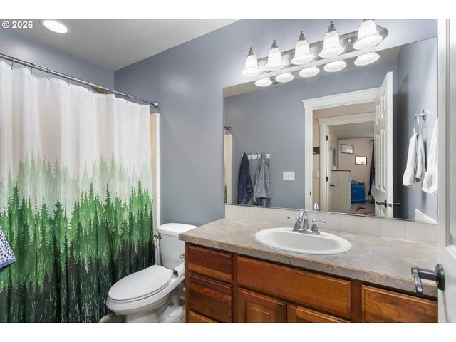 1326 51ST St, Washougal, WA 98671