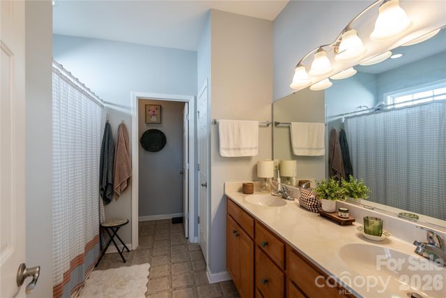 27 Chowan Drive, Fletcher, NC 28732