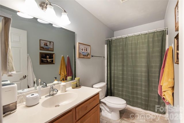27 Chowan Drive, Fletcher, NC 28732
